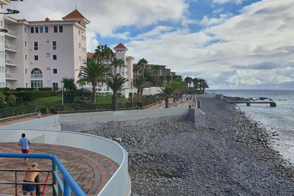 By The Sea - Apartamento Acolhedor E Relaxante. Canico  Exterior photo